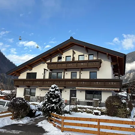 Appartement Kombi Edelweiss-enzian By Interhome