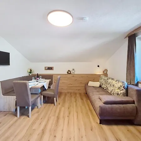 Appartement Kombi Edelweiss-enzian By Interhome Mayrhofen