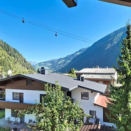 Kombi Edelweiss-enzian By Interhome Appartement Mayrhofen